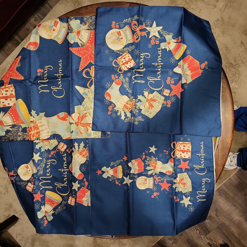 4 Merry Christmas Pillow Covers